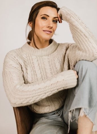 Minimalist Aesthetic Blank A4 Stationery Paper Document - 1