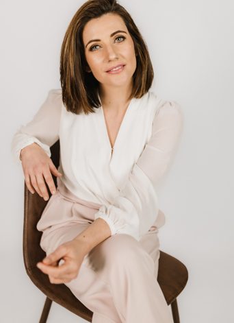 Minimalist Aesthetic Blank A4 Stationery Paper Document - 5